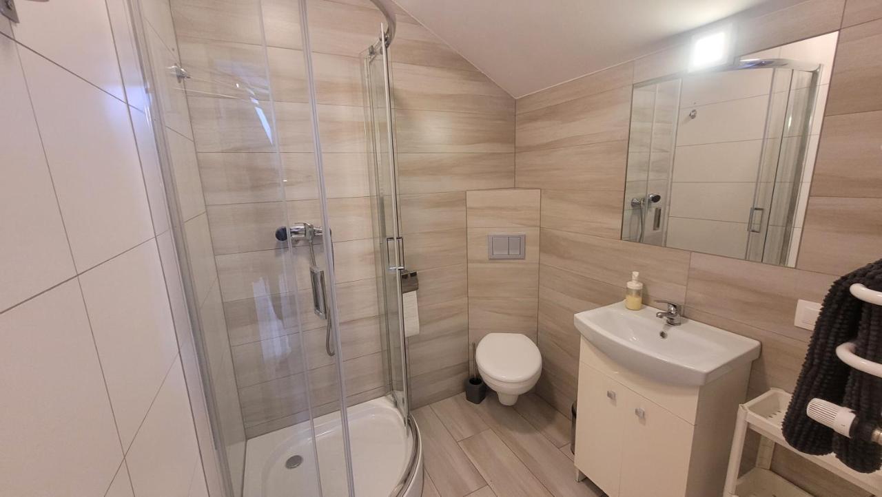 Wrzosowe Wzgorze Apartamenty Checiny  Exterior photo